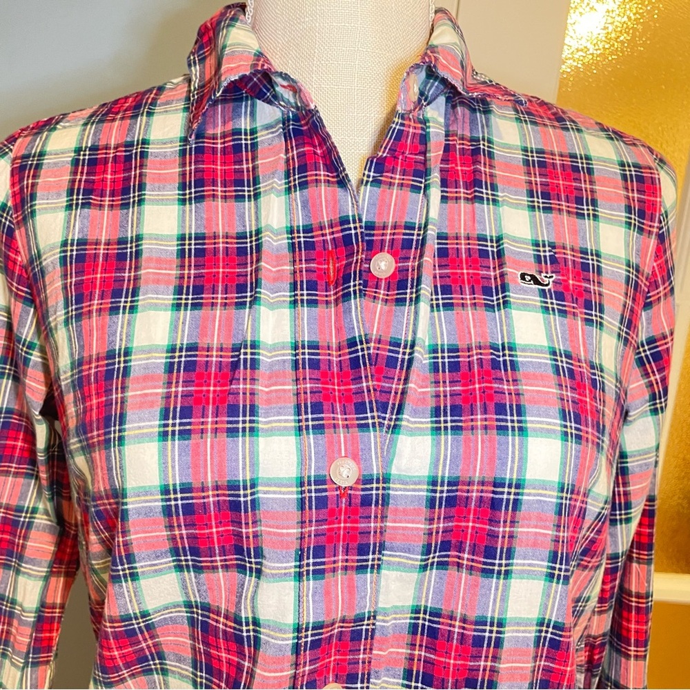 Vineyard Vines Women's Red and Blue Plaid Button Down Shirt